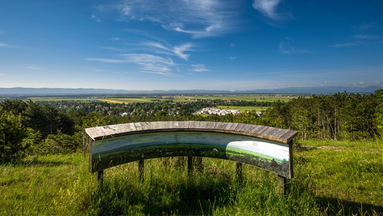 Blickplatz Blumberg, © Wiener Alpen, Christian Kremsl